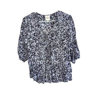 Bohemian Knox Rose Woman's Blouse. - Size M